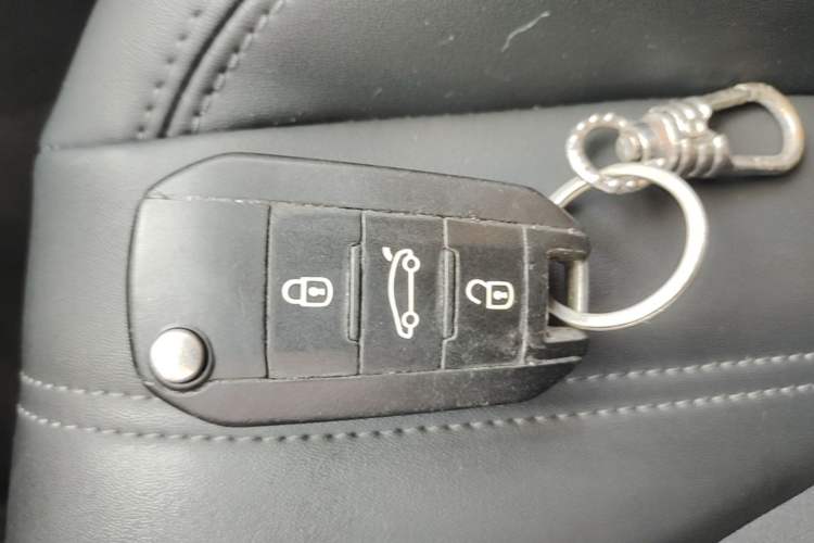 Used Peugeot 408 2020 360THP 10th Anniversary Premium Edition Vehicle Key