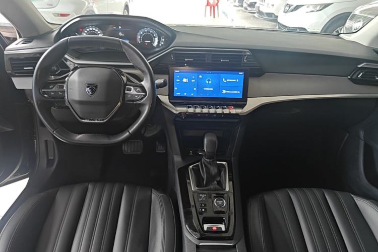 Used Peugeot 408 2022 1.6T Ambition Edition Center Console