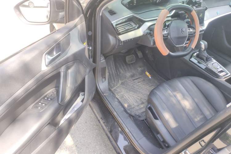 Used Peugeot 408 2022 1.6T Dream Edition Driver Seat