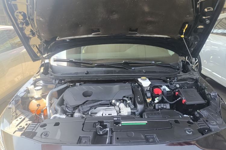 Used Peugeot 408 2022 1.6T Light-Chasing Edition Engine Bay