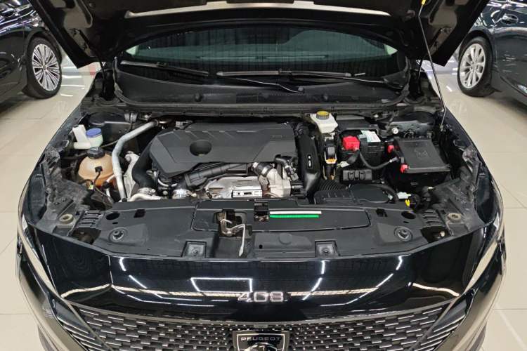 Used Peugeot 408 2022 1.6T Light-Chasing Edition Engine Bay