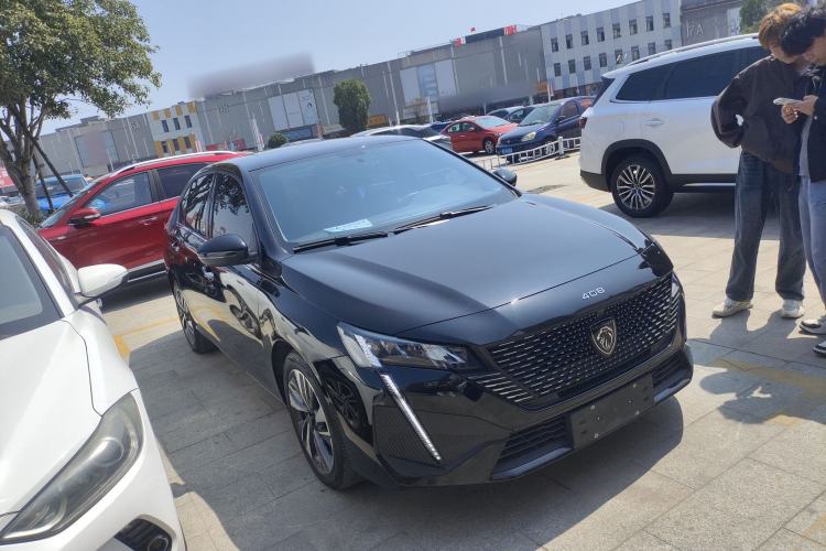 Used Peugeot 408 2022 1.6T Light-Chasing Edition Front Right 45 Deg