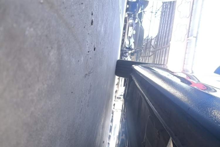 Used Peugeot 408 2022 1.6T Light-Chasing Edition Left Side Sill