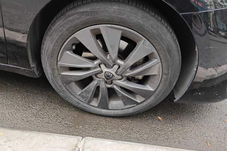 Used Peugeot 408 2022 1.6T Ambition Edition Right Front Wheel Hub