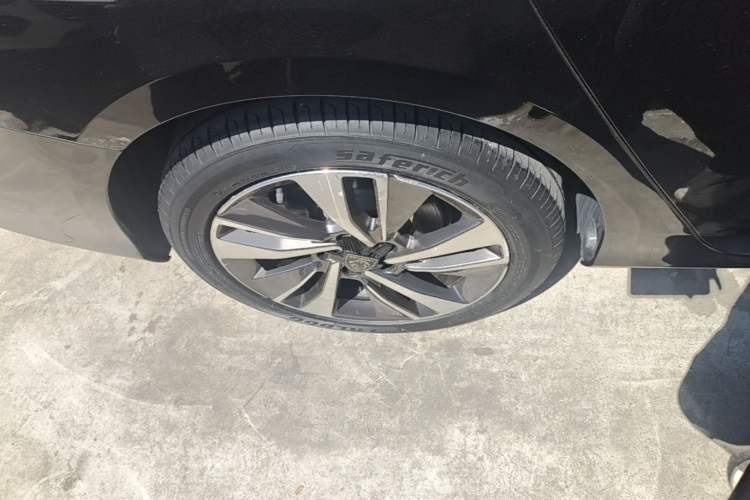 Used Peugeot 408 2022 1.6T Light-Chasing Edition Right Rear Wheel Hub