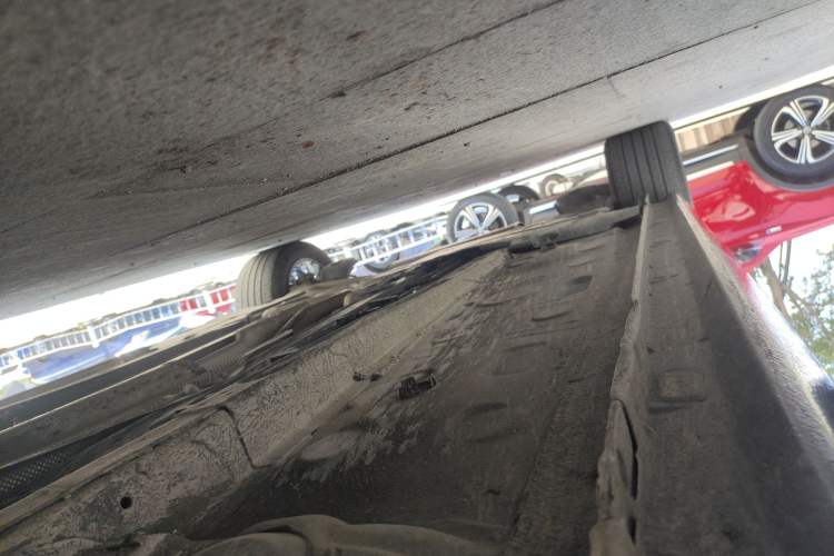 Used Peugeot 408 2022 1.6T Light-Chasing Edition Right Side Sill
