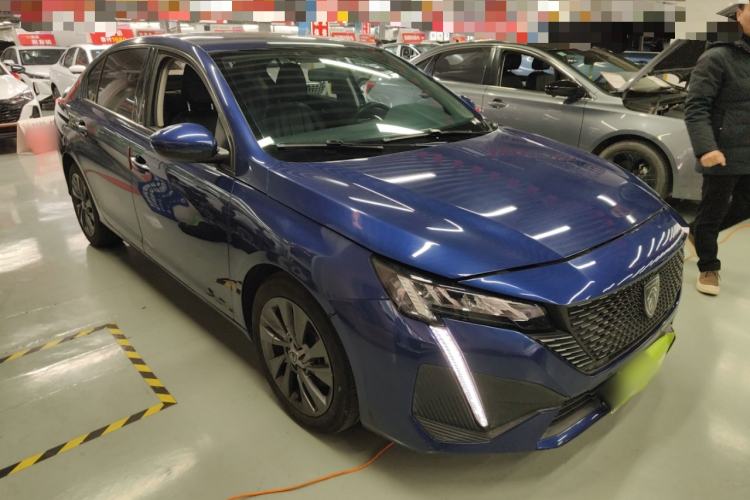 Used Peugeot 408 2022 1.6T Ambition Edition Front Right 45 Deg