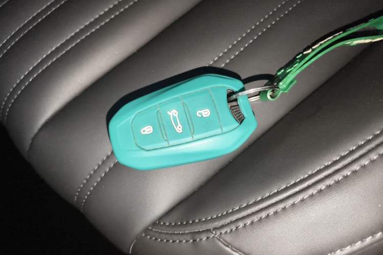 Used Peugeot 408 2022 1.6T Light-Chasing Edition Interior 1