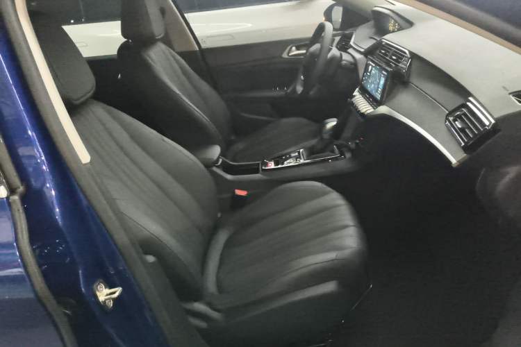 Used Peugeot 408 2022 1.6T Light-Chasing Edition Right Front Seat