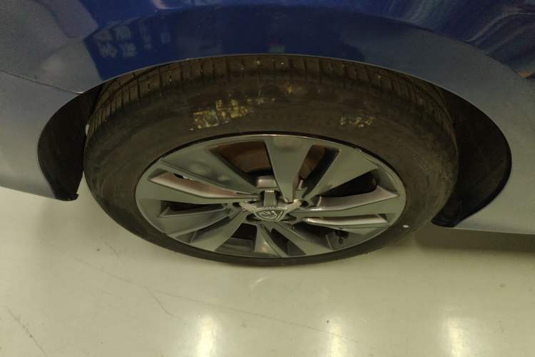 Used Peugeot 408 2022 1.6T Ambition Edition Right Rear Wheel Hub