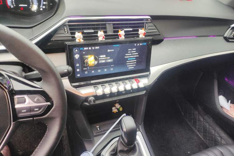 Used Peugeot 408 2022 1.6T Light-Chasing Edition Audio And AC Panel