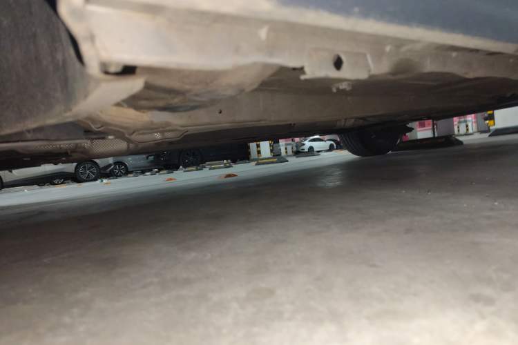 Used Peugeot 408 2022 1.6T Light-Chasing Edition Chassis Front Left