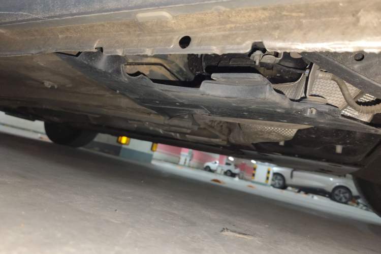 Used Peugeot 408 2022 1.6T Light-Chasing Edition Chassis Rear Left
