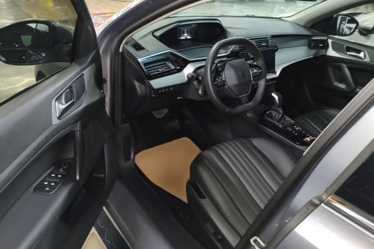 Used Peugeot 408 2022 1.6T Light-Chasing Edition Driver Seat