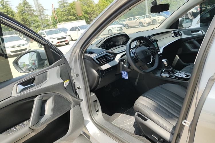 Used Peugeot 408 2022 1.6T Light-Chasing Edition Driver Seat