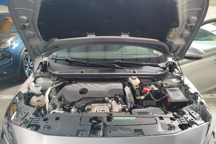 Used Peugeot 408 2022 1.6T Light-Chasing Edition Engine Bay