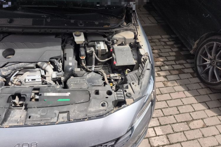 Used Peugeot 408 2022 1.6T Light-Chasing Edition Engine Bay Left