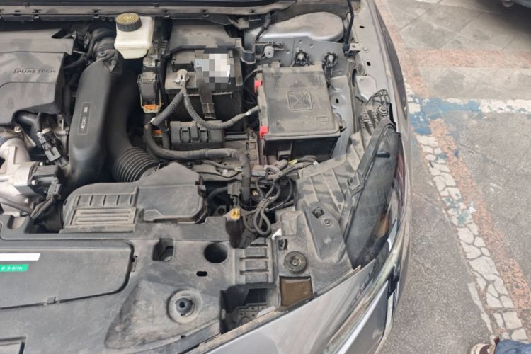 Used Peugeot 408 2022 1.6T Dream Edition Engine Bay Left