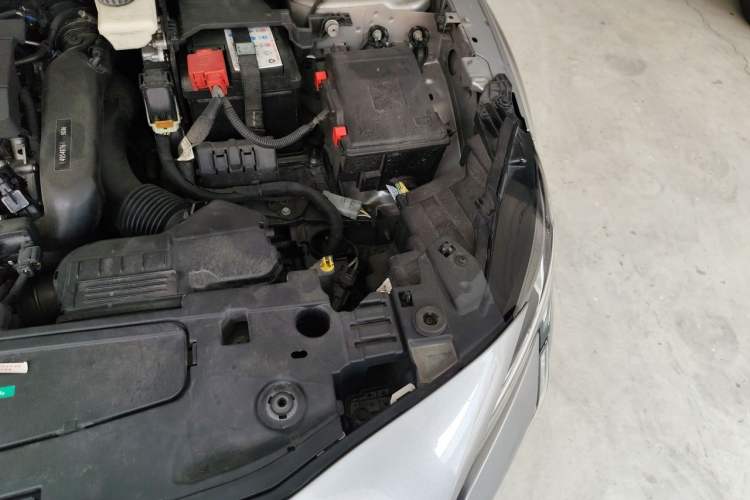 Used Peugeot 408 2022 1.6T Light-Chasing Edition Engine Bay Left
