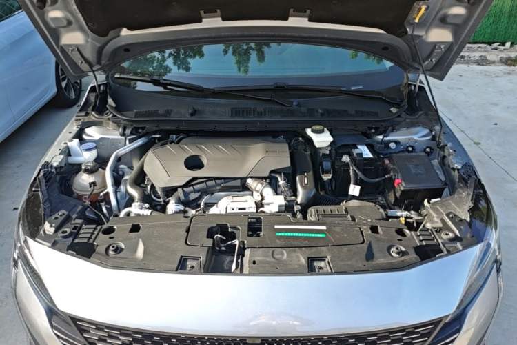 Used Peugeot 408 2022 1.6T Light-Chasing Edition Engine Bay
