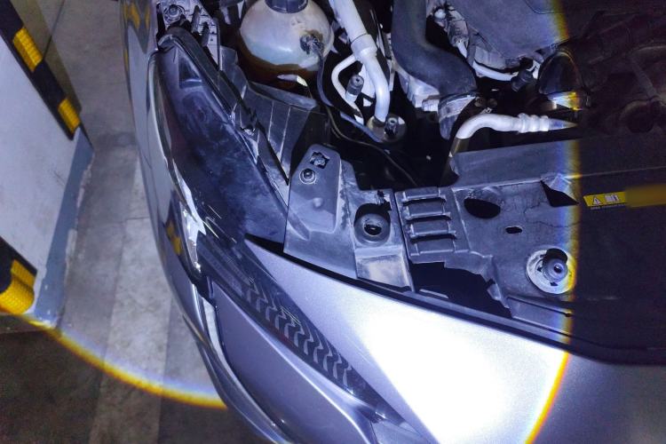 Used Peugeot 408 2022 1.6T Light-Chasing Edition Engine Bay Right