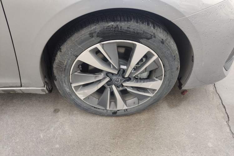 Used Peugeot 408 2022 1.6T Light-Chasing Edition Exterior 1