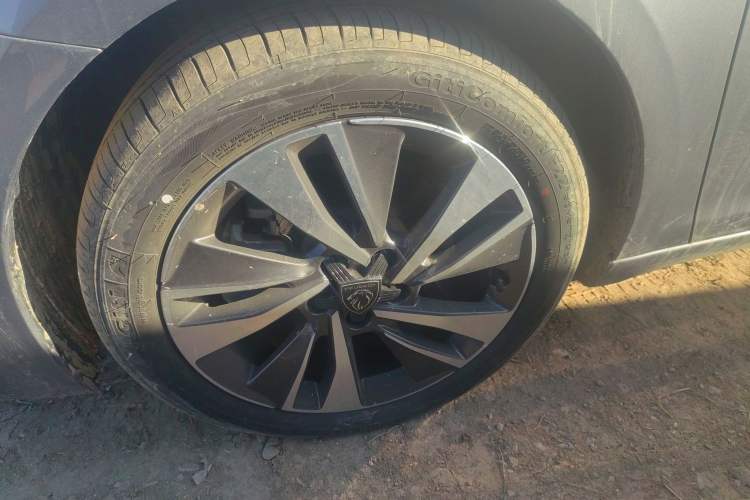 Used Peugeot 408 2022 1.6T Light-Chasing Edition Exterior 7