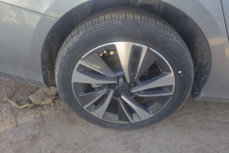Used Peugeot 408 2022 1.6T Light-Chasing Edition Exterior 8