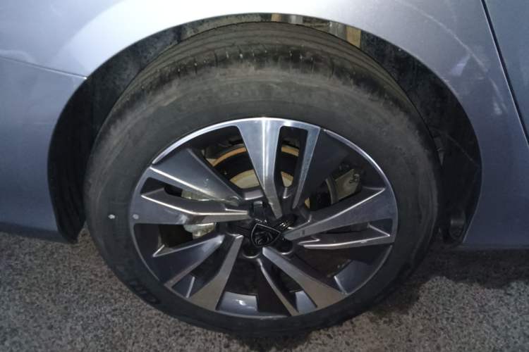 Used Peugeot 408 2022 1.6T Light-Chasing Edition Exterior 8