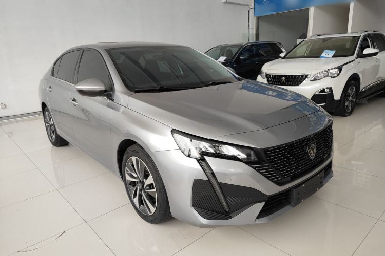 Used Peugeot 408 2022 1.6T Light-Chasing Edition Front Right 45 Deg