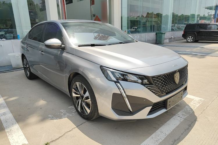 Used Peugeot 408 2022 1.6T Light-Chasing Edition Front Right 45 Deg