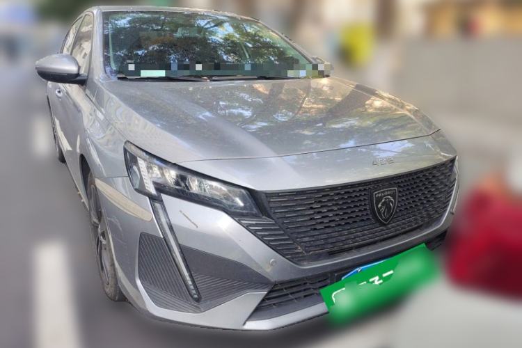 Used Peugeot 408 2022 1.6T Ambition Edition Front Right 45 Deg