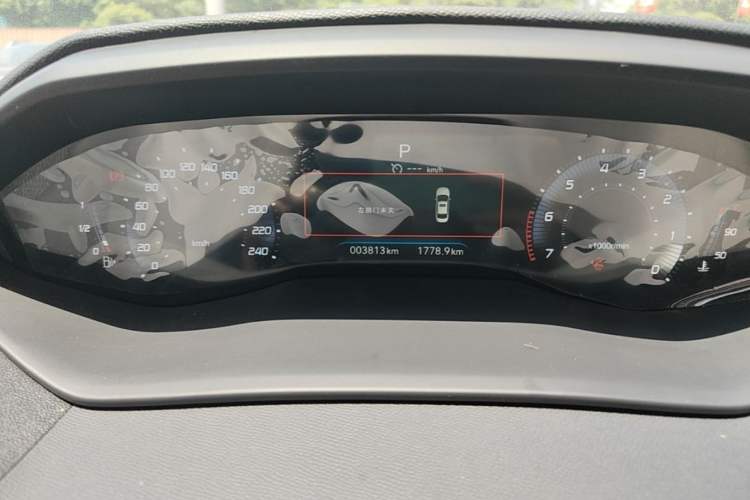 Used Peugeot 408 2022 1.6T Light-Chasing Edition Instrument Cluster