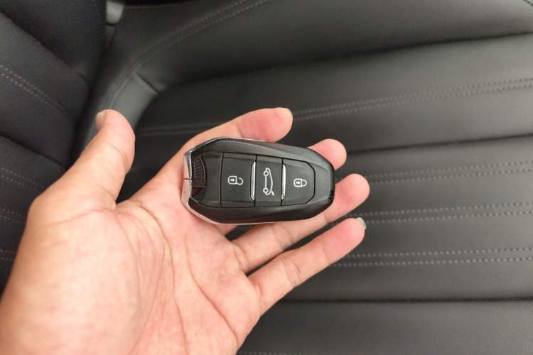 Used Peugeot 408 2022 1.6T Light-Chasing Edition Interior 1
