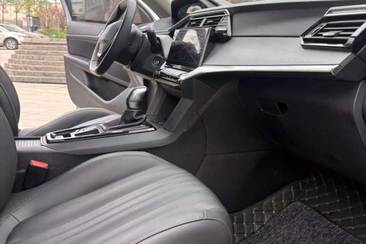 Used Peugeot 408 2022 1.6T Ambition Edition Interior 6