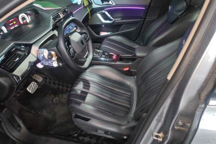 Used Peugeot 408 2022 1.6T Light-Chasing Edition Left Front Seat