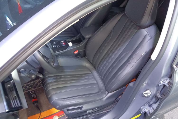 Used Peugeot 408 2022 1.6T Light-Chasing Edition Left Front Seat