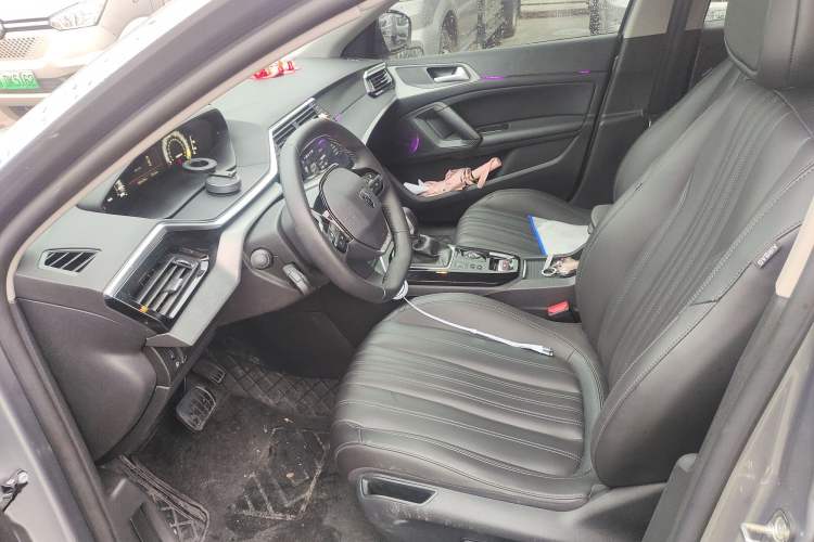Used Peugeot 408 2022 1.6T Light-Chasing Edition Left Front Seat