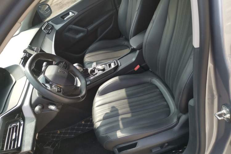 Used Peugeot 408 2022 1.6T Light-Chasing Edition Left Front Seat