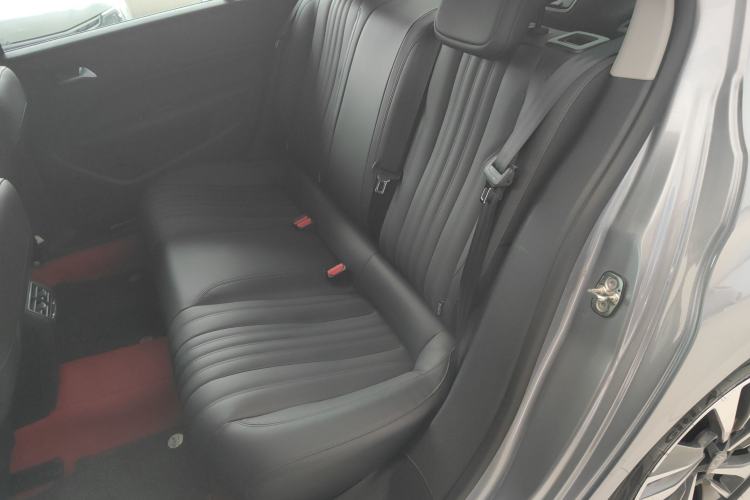 Used Peugeot 408 2022 1.6T Light-Chasing Edition Left Rear Seat