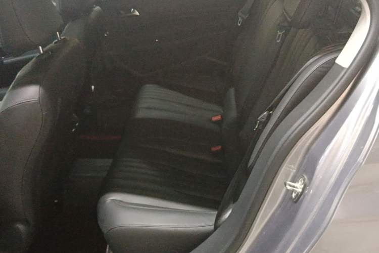 Used Peugeot 408 2022 1.6T Light-Chasing Edition Left Rear Seat