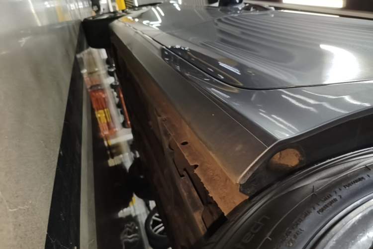 Used Peugeot 408 2022 1.6T Light-Chasing Edition Left Side Sill
