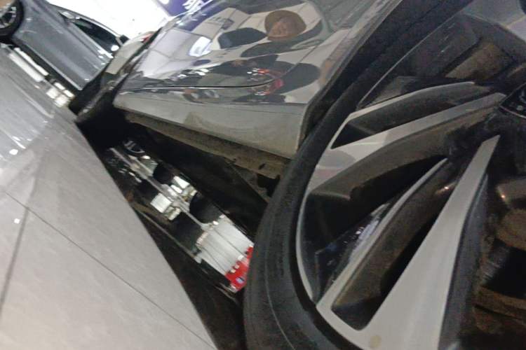 Used Peugeot 408 2022 1.6T Light-Chasing Edition Left Side Sill
