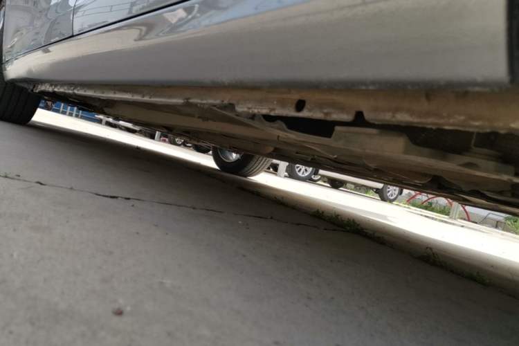 Used Peugeot 408 2022 1.6T Light-Chasing Edition Left Side Sill