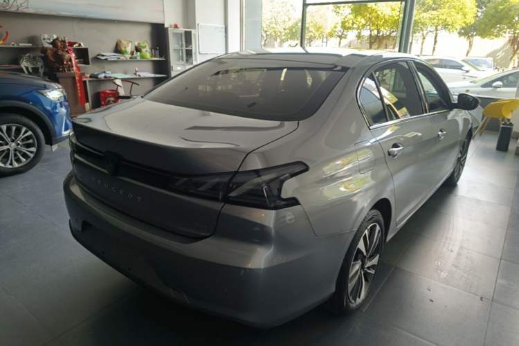 Used Peugeot 408 2022 1.6T Light-Chasing Edition Rear Right 45 Deg