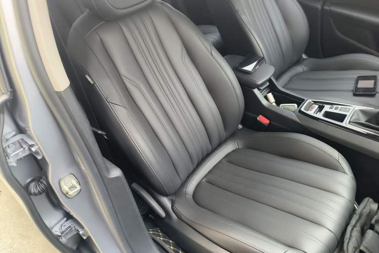 Used Peugeot 408 2022 1.6T Ambition Edition Right Front Seat