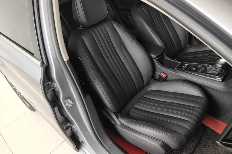 Used Peugeot 408 2022 1.6T Light-Chasing Edition Right Front Seat