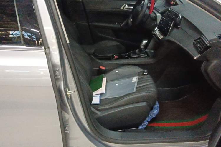 Used Peugeot 408 2022 1.6T Light-Chasing Edition Right Front Seat