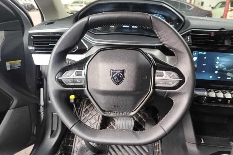 Used Peugeot 408 2022 1.6T Light-Chasing Edition Steering Wheel