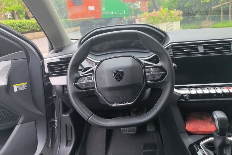 Used Peugeot 408 2022 1.6T Light-Chasing Edition Steering Wheel